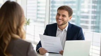 «Это не грязные игры»: эксперт — о том, как хантеры переманивают лучших специалистов