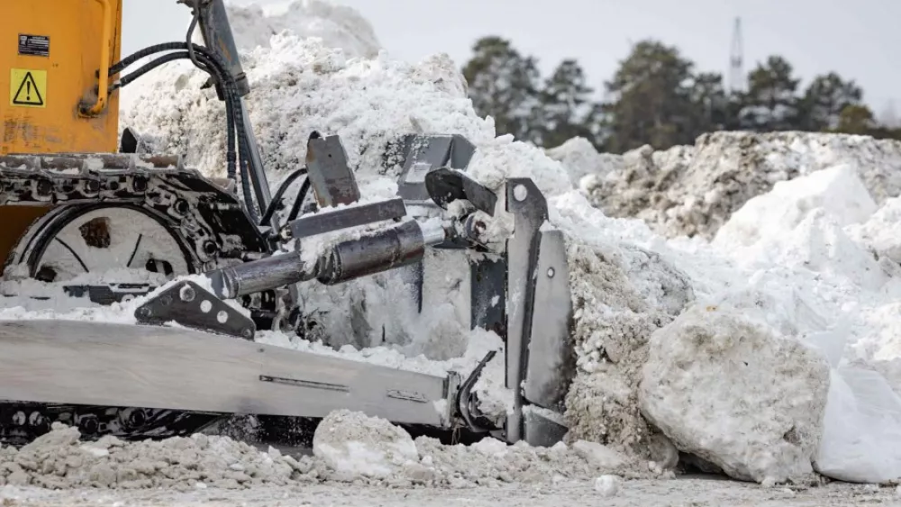 444 рабочих борются с последствиями снегопада в Екатеринбурге 444 рабочих борются с последствиями снегопада в Екатеринбурге