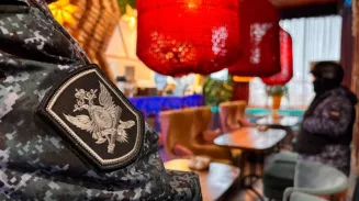 Работу двух ресторанов в ТЦ «Омега» приостановили из-за нарушений пожарной безопасности