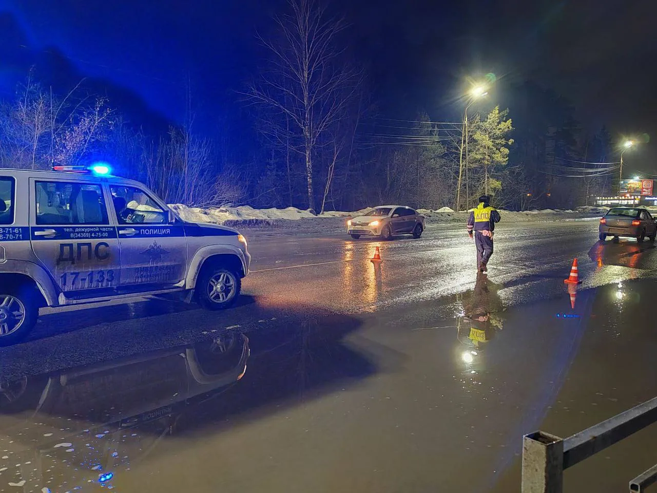 Пенсионерку насмерть сбили на Берёзовском тракте: она обходила огромную лужу