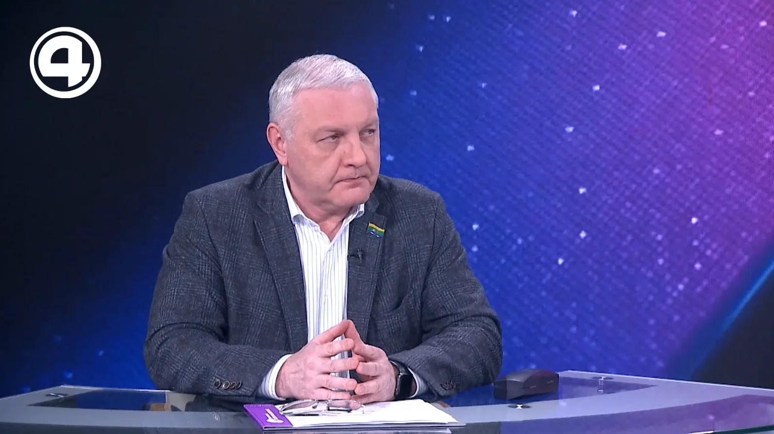 Машины, мешающие уборке снега, надо эвакуировать