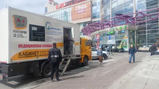 Мобильные флюорографы на неделю вышли на улицы Екатеринбурга Мобильные флюорографы на неделю вышли на улицы Екатеринбурга