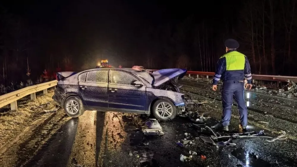 Трое пострадали в ДТП под Нижним Тагилом из-за внезапного весеннего снегопада