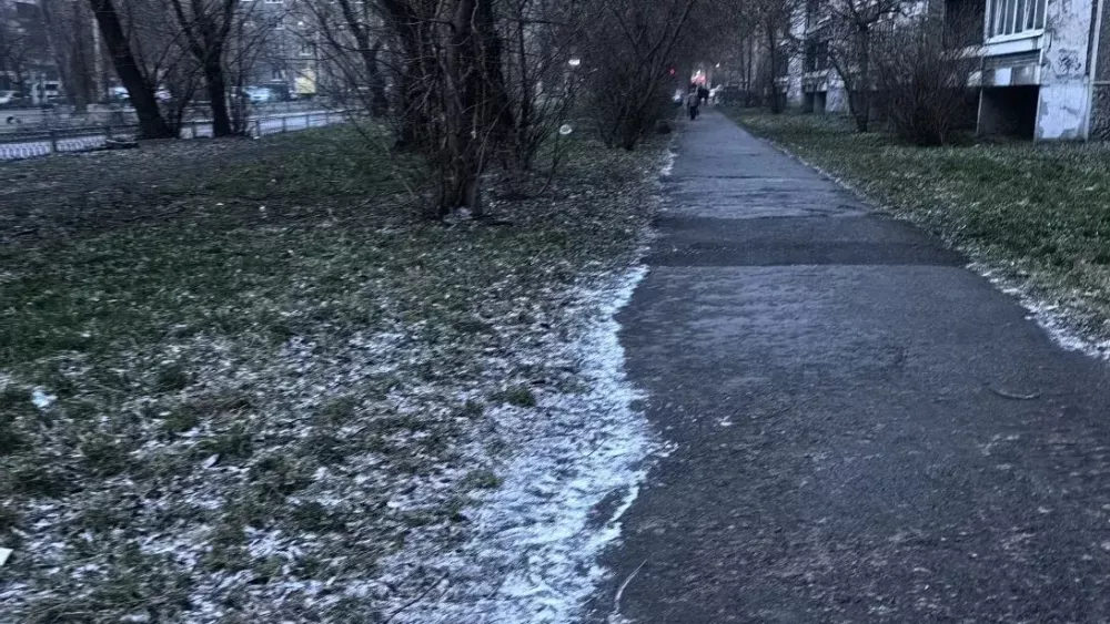 Сильный снег, гололед и ветер до 17 м/с ожидаются в Свердловской области 20 апреля