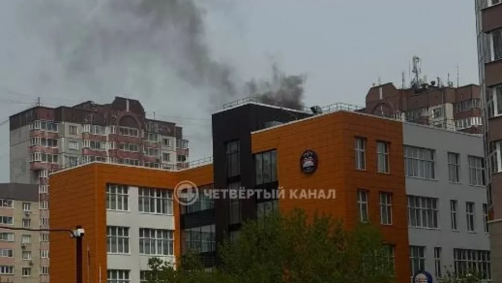 Проводка загорелась в гимназии №35, детей эвакуировали