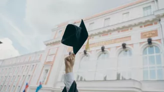 Вручение аттестатов