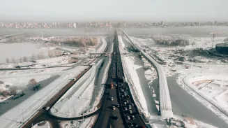 Спасение замерзающих на трассе