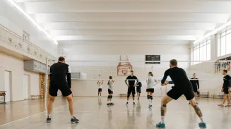 В Екатеринбурге открыли академию волейбола имени Карполя В Екатеринбурге открыли академию волейбола имени Карполя