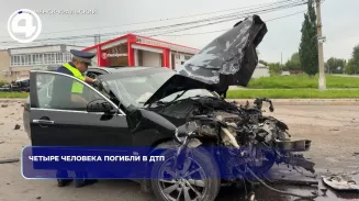 Пьяный водитель Infiniti устроил ДТП с четырьмя погибшими в Каменске-Уральском