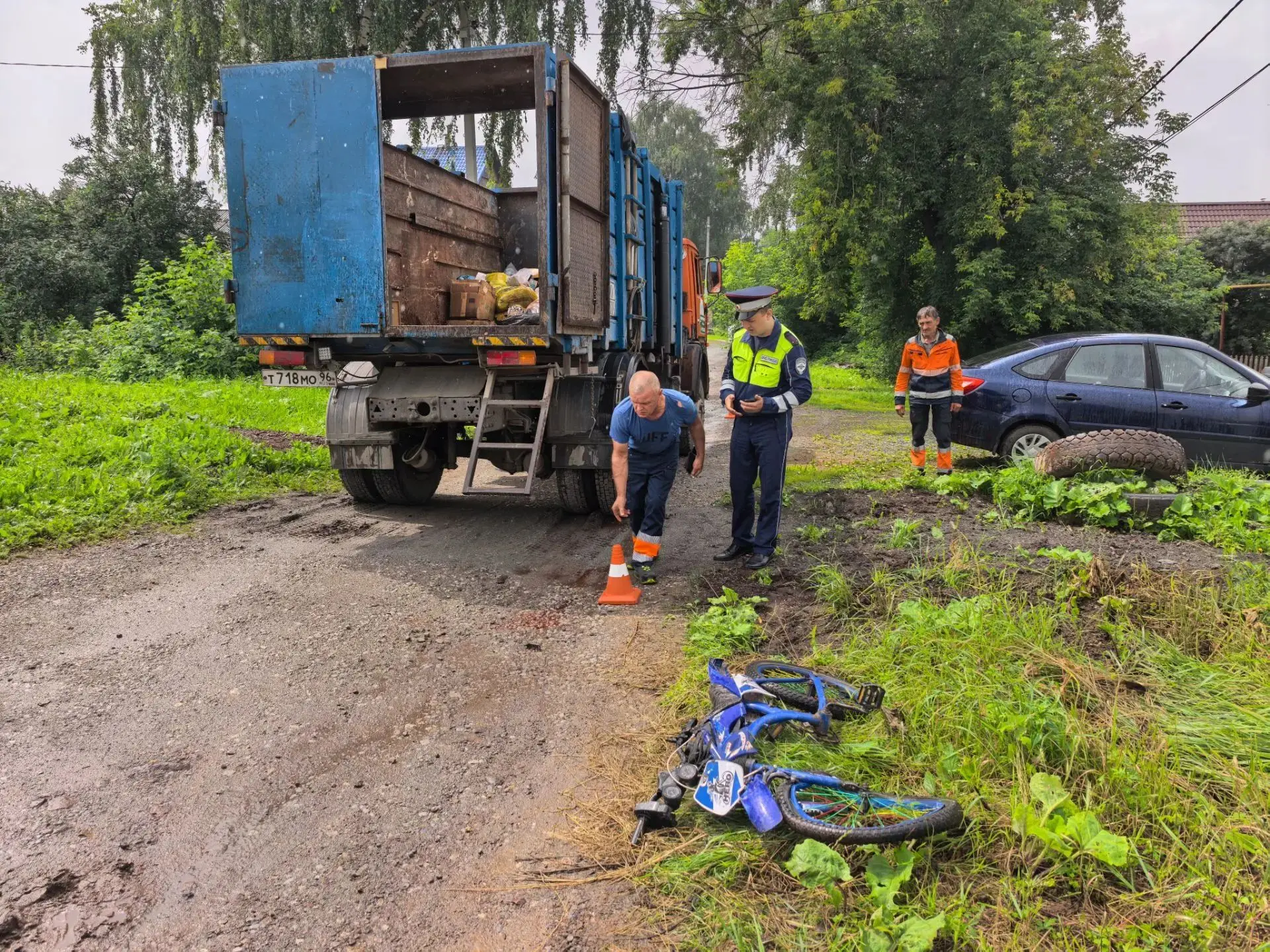Мусоровоз насмерть задавил 4-летнюю девочку в Нижнем Тагиле Мусоровоз насмерть задавил 4-летнюю девочку в Нижнем Тагиле