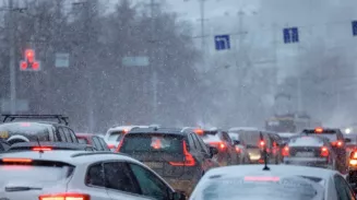Екатеринбург готовится к снегу и гололёду