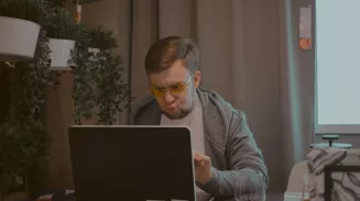 Работа рядом с домом оказалась важнее зарплаты для половины россиян