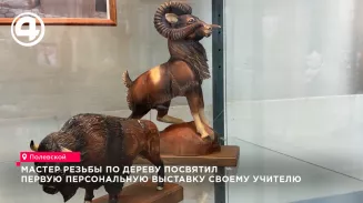 Мастер Мусихин открыл в Полевском выставку резьбы по дереву